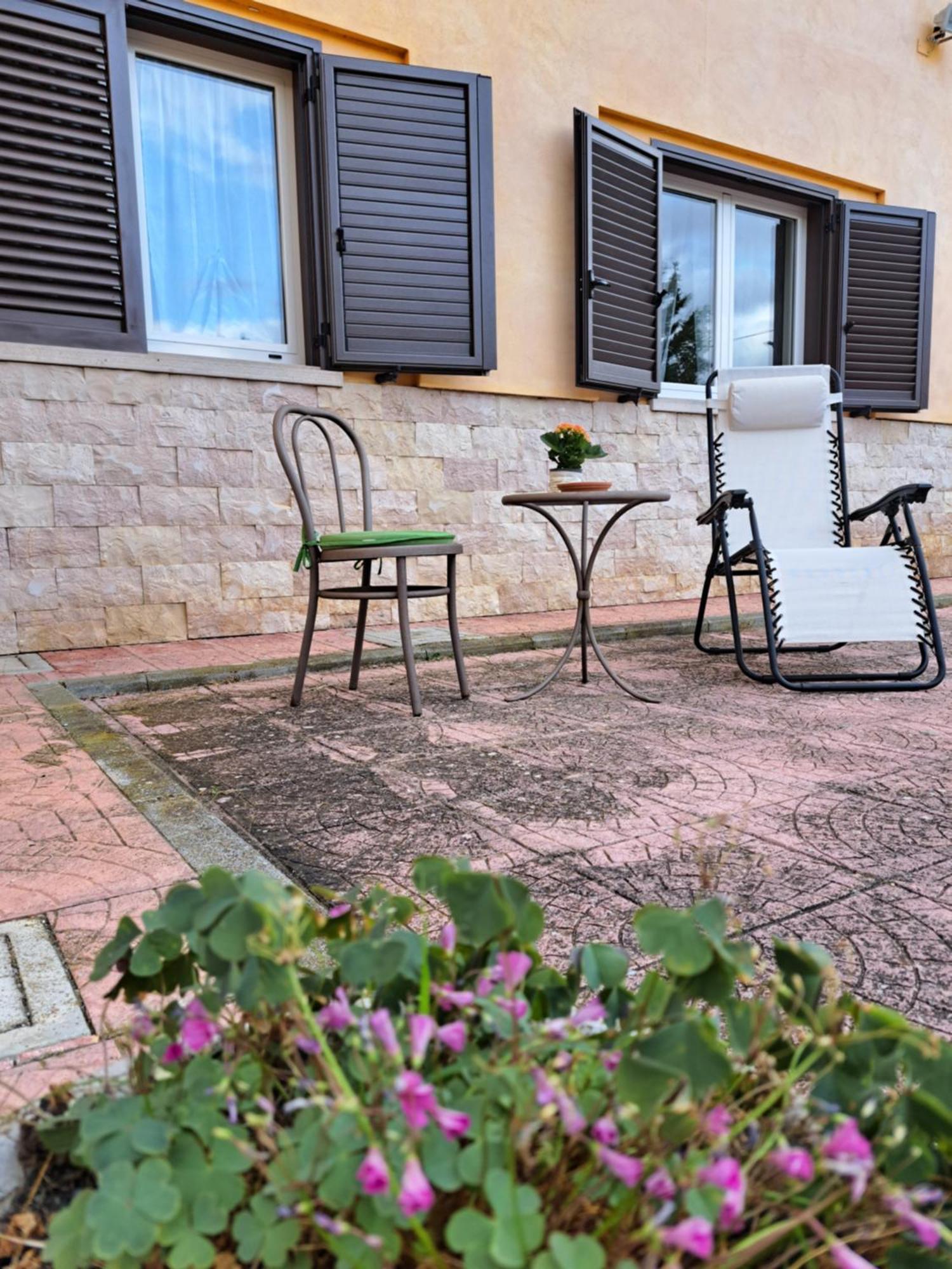 La Casa Di Mezzo-Affitti Brevi-Zona Ospedali Busso Exterior foto